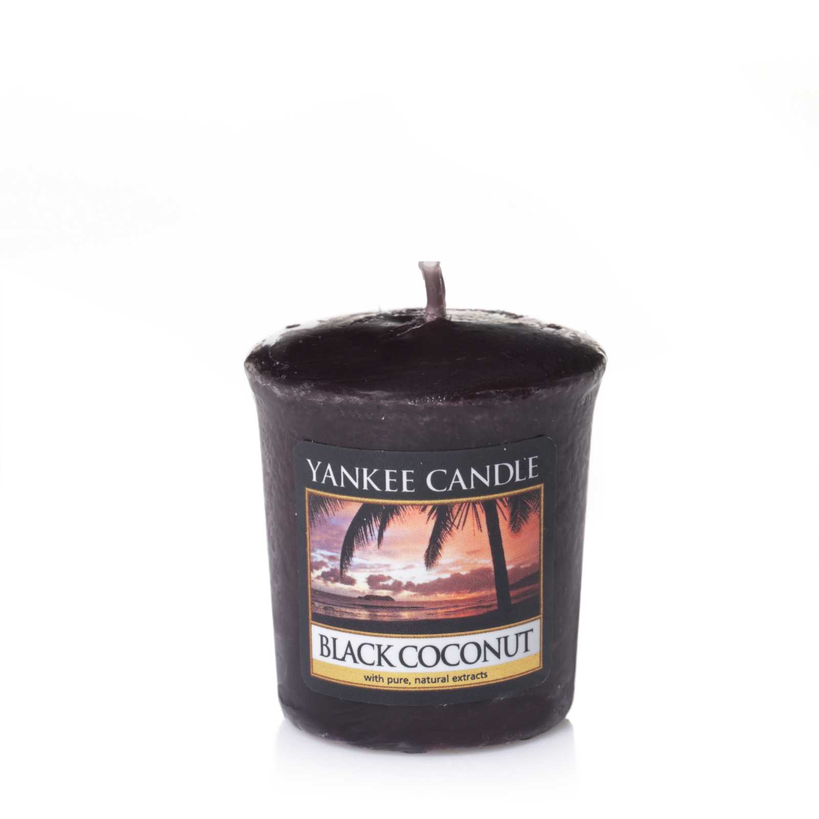 product image - Свічка-вотиви Yankee Candle BLACK COCONUT, з ароматом дерева та кокосу