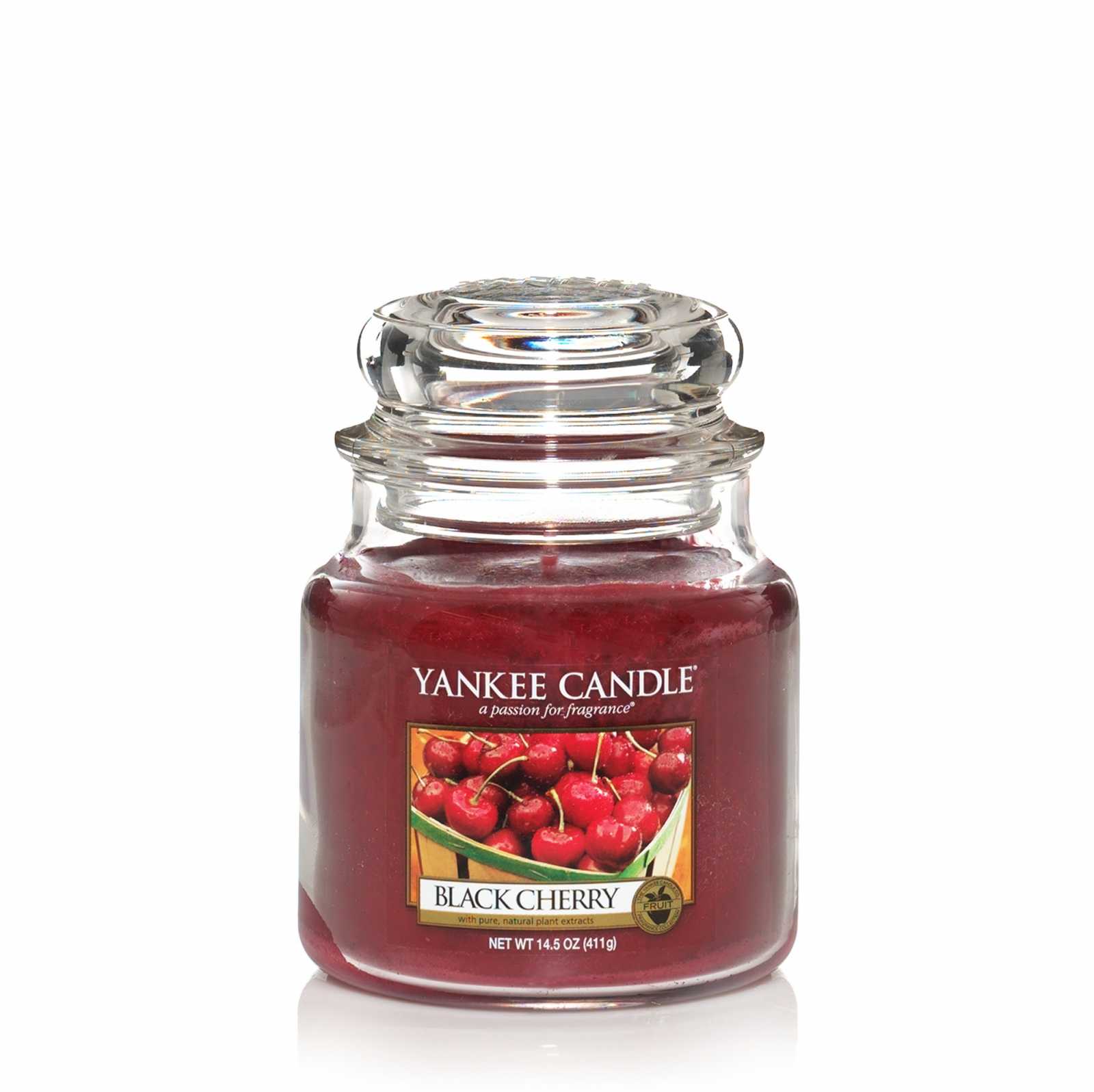 product image - Класична свічка в середній банці Yankee Candle BLACK CHERRY, з ароматом черешні, червоний