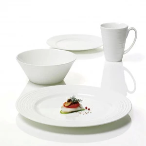 Онлайн каталог PROMENU: Набор столовой посуды (тарелки, пиалы и кружки) Aida PASSION, костяной фарфор, белый, 16 предметов Aida 19256